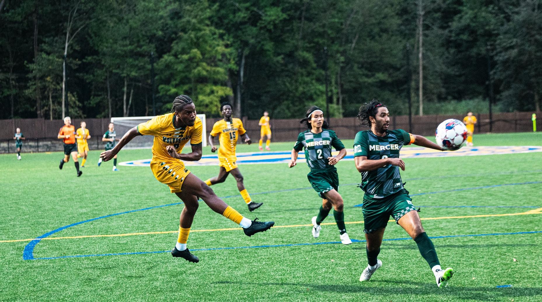 Wolverines Dominates in 14-0 Victory Over Lackawanna College