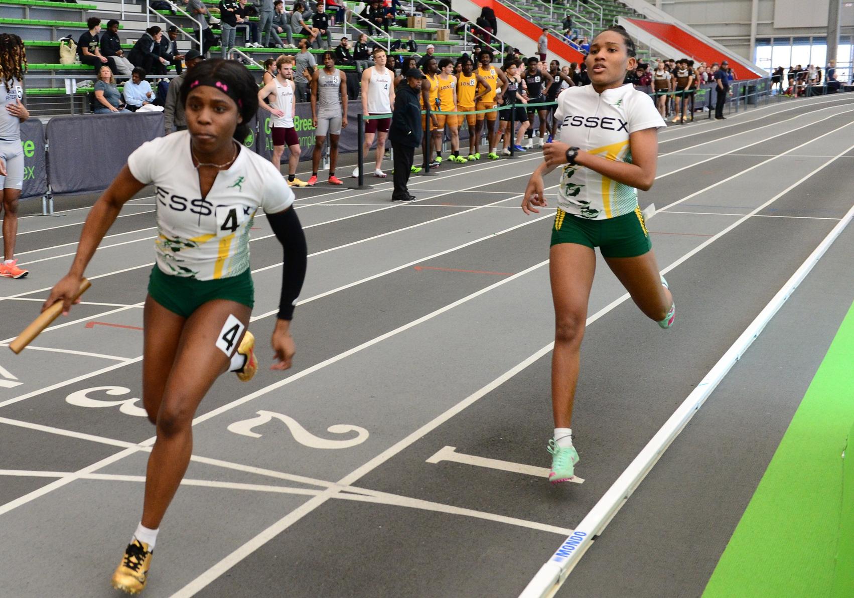 Essex Women&rsquo;s Track Shines at METS Championships with National Qualifier and Personal Bests